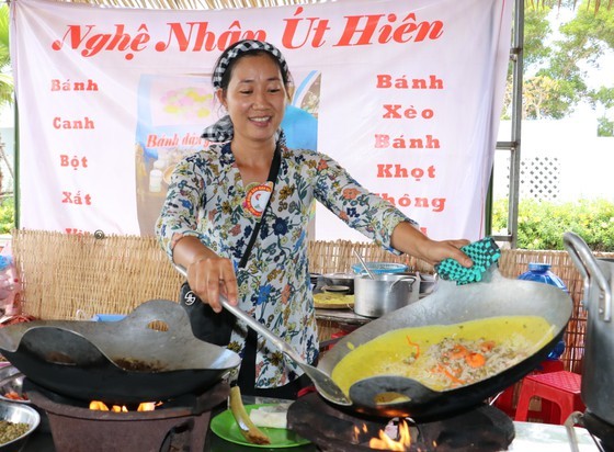 Southern Folk Cake Festival 2021 opens in Ca Mau ảnh 1