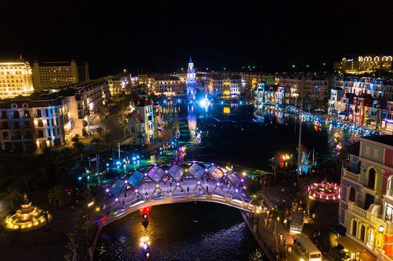 Vietnam’s first-ever “sleepless city” opens ảnh 1