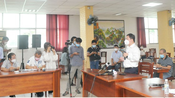 HCMC leaders inspect Covid-19 prevention, control work at PouYuen Company ảnh 5