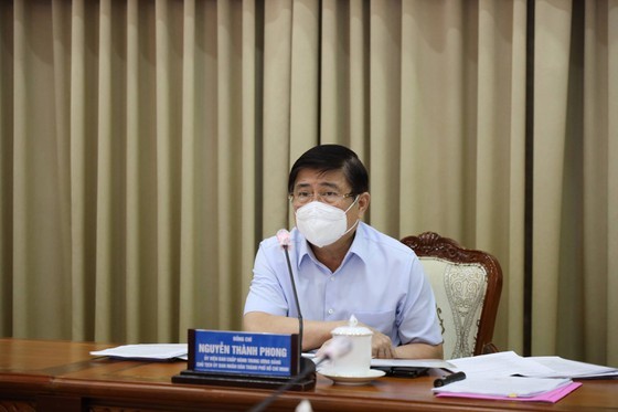 Strengthening contact tracing to identify cases, help city return to normal life ảnh 3