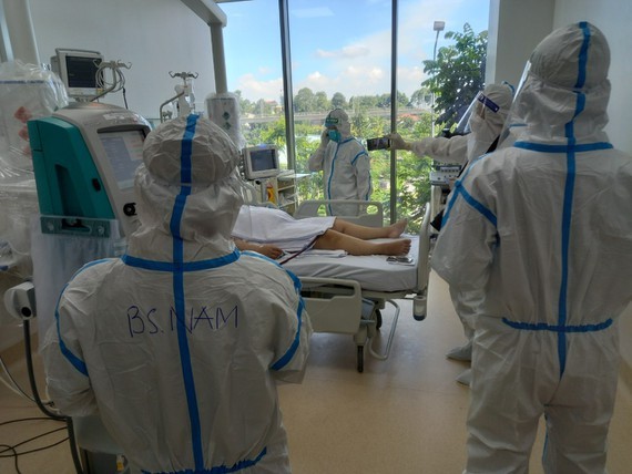 Healthcare workers mobilized to serve for HCMC Covid-19 Intensive Care Hospital ảnh 1