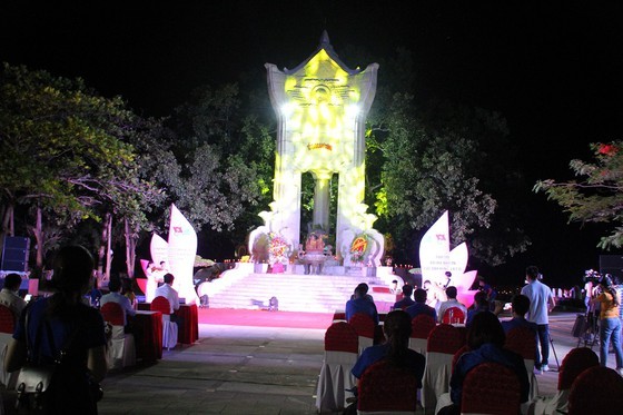 Quang Tri hosts annual memorial tribute ceremonies to fallen soldiers ảnh 9