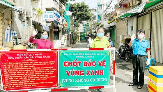 HCMC’s plans, relief measures during latest social distancing rules ảnh 2