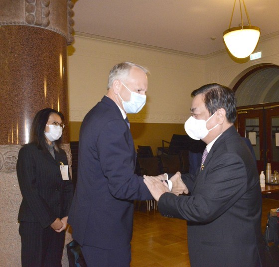 NA Chairman meets Finnish Prime Minister ảnh 4