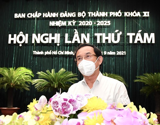 HCMC Party Executive Committee’s session issues pandemic-related decisions ảnh 2