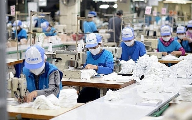 More tax, fee cuts to benefit pandemic-hit enterprises, people ảnh 1
