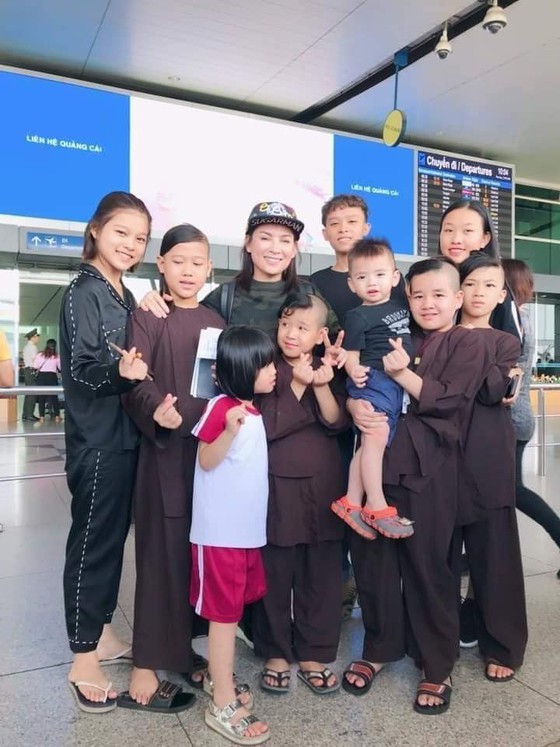 Overseas Vietnamese singer Phi Nhung dies after month-long battle with Covid-19 ảnh 5