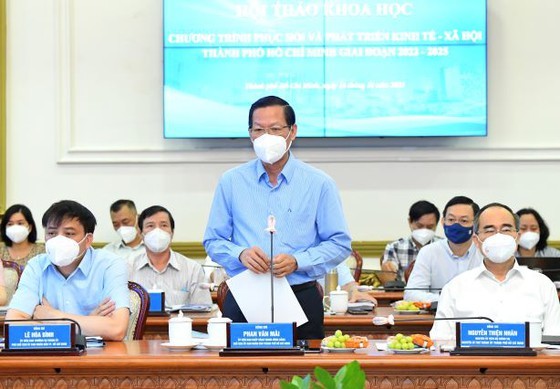 HCMC building while implementing its economic recovery's policies ảnh 1
