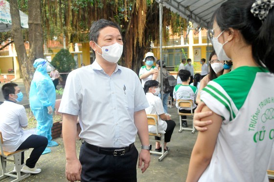 First students of Cu Chi District get vaccinated against Covid-19 ảnh 1
