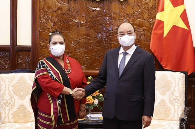 Le président Nguyen Xuan Phuc reçoit de nouveaux ambassadeurs étrangers ảnh 3