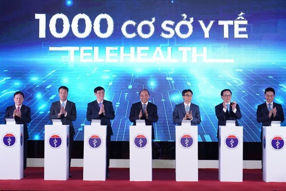 Health Ministry names Covid-19 fight success as most outstanding event in 2020 ảnh 2