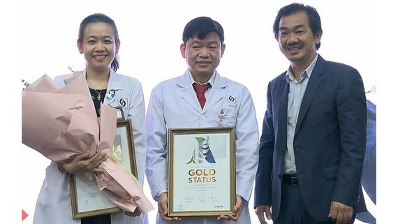 Gia Dinh People’s Hospital in HCMC given WSO’s Golden Status ảnh 1