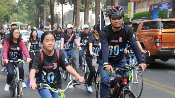 HCMC authorities approve pilot public bike service ảnh 1