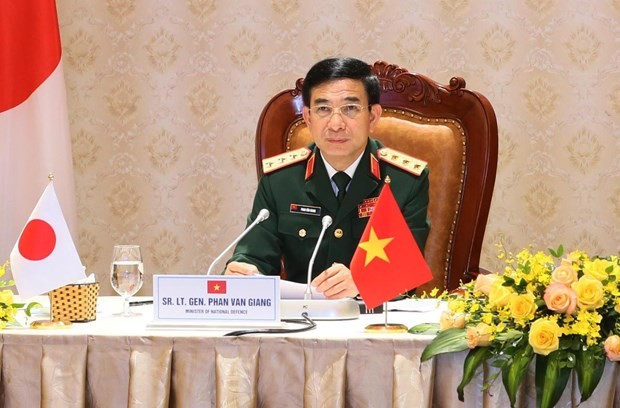 Vietnam, Japan to augment military medicine cooperation in COVID-19 combat ảnh 1