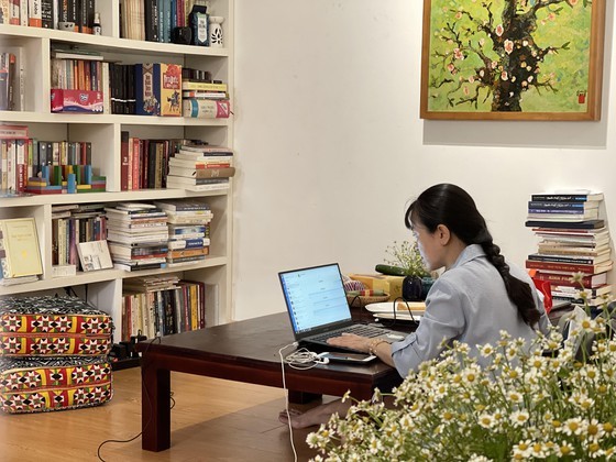 Working from home opens digital transformation opportunity in HCMC ảnh 1