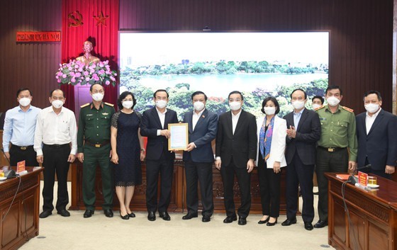 HCMC Party Chief thanks Hanoi’s assistance in fight against Covid-19 ảnh 3