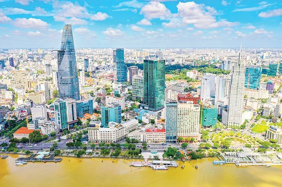 HCMC maintains green zone for three consecutive weeks ảnh 1
