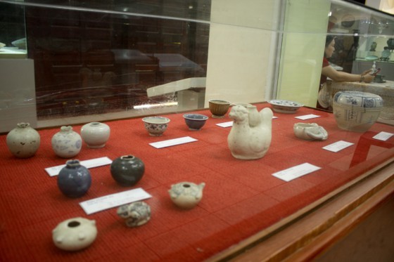 Quang Ngai General Museum displaying 300 antiques ảnh 1