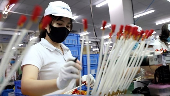 Vietnam facilitates long-term operations of foreign firms: Spokeswoman ảnh 1