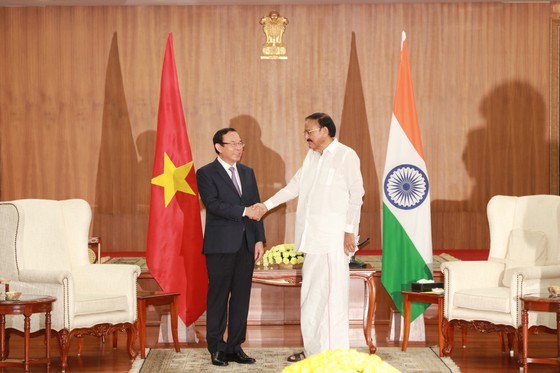Secretary of HCMC Party Committee meets Indian Vice President ảnh 1