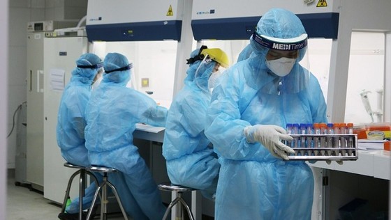 Three SARS-CoV-2 Omicron variant BA.5 cases detected in Hanoi ảnh 1