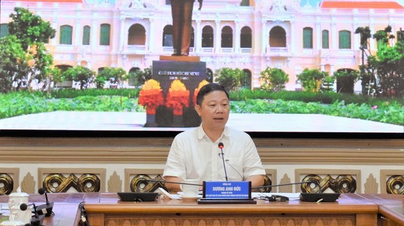 Vice Chairman directs to speed up vaccination rollout citywide ảnh 1