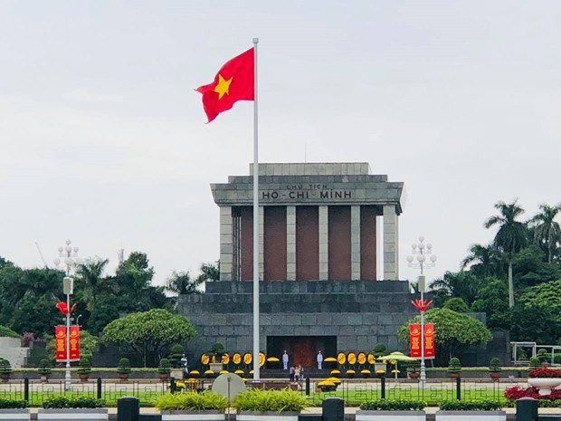 Mausoleum of President Ho Chi Minh reopens from August 16 ảnh 1