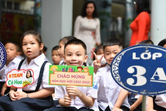 Roughly 23 million students start new academic year nationwide ảnh 1