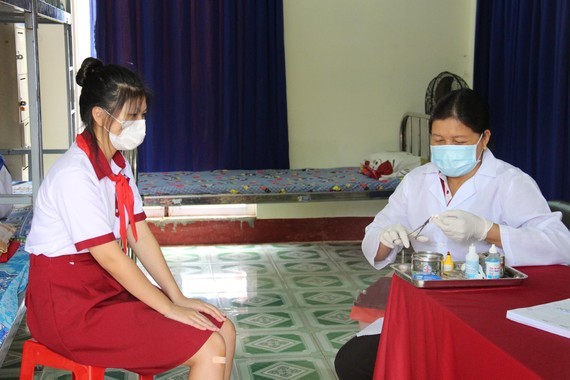 Vietnam strives for all students to benefit from health insurance policies ảnh 1