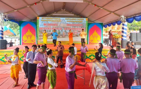 Sene Dolta celebration held for Khmer people in Soc Trang ảnh 4