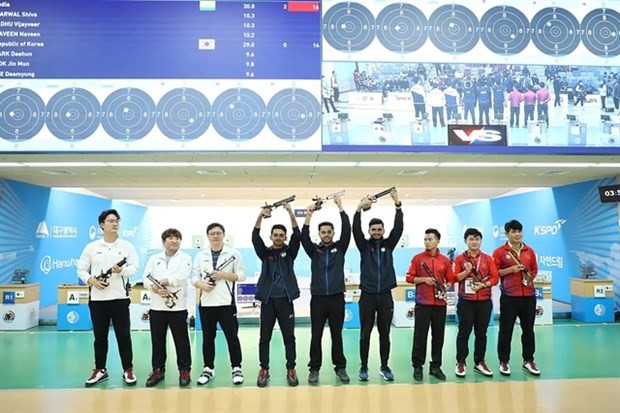 Vietnam earns bronze at Asian shooting championship ảnh 1