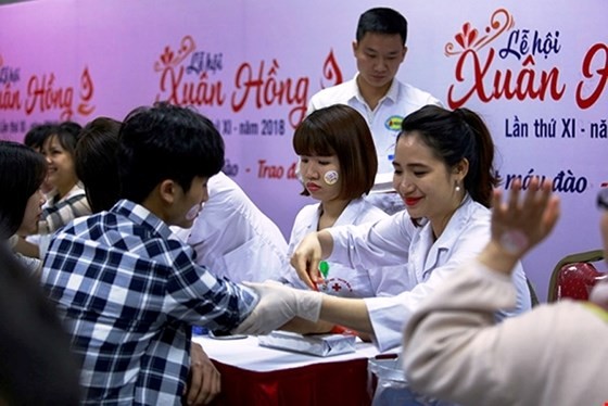 Thousands of people join Pink Spring blood donation festival ảnh 1