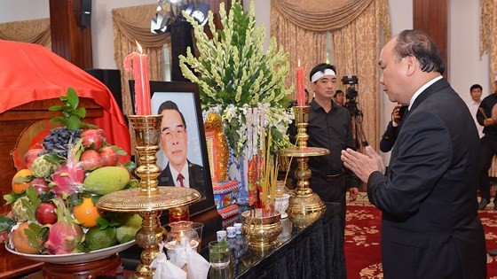 Vietnam declares two day national mourning for former PM Phan Van Khai ảnh 2