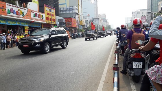 Vietnamese people bid last farewell to late PM Phan Van Khai ảnh 16