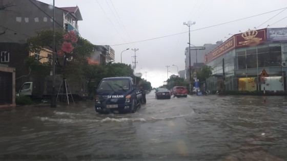 Many schools in Ha Tinh closed due to heavy downpour  ảnh 2