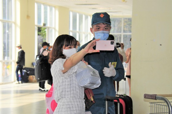 Over 2,6000 people complete centralized isolation in HCMC ảnh 4