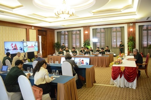 Vietnam boosts defence cooperation with Canada, Australia ảnh 1