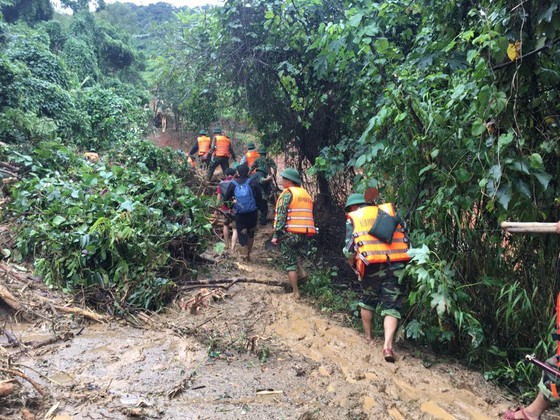Rescuers find 14 dead bodies out of 22 missing soldiers in Quang Tri ảnh 4