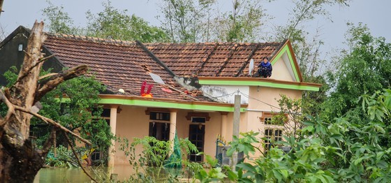 Flood dead toll rises to eight in Quang Binh Province ảnh 2