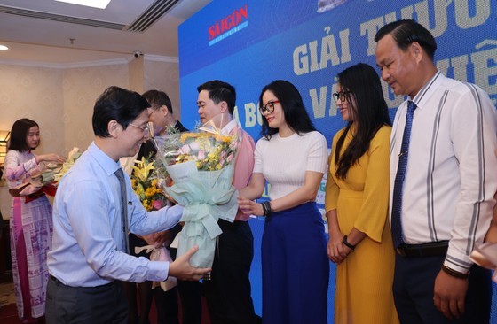 Vietnamese Golden Ball Awards 2020 officially launched  ảnh 3