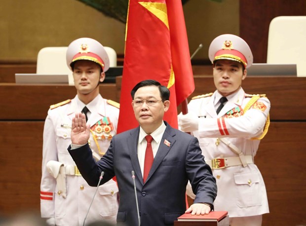 Vuong Dinh Hue elected as Chairman of NA, National Election Council ảnh 1