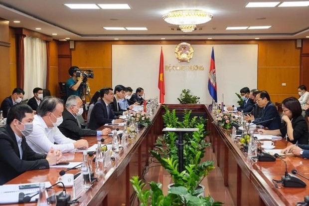 Vietnam, Cambodia lift trade ties ảnh 1