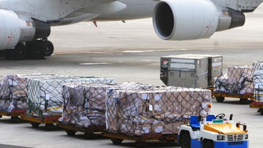 Air freight output rises 15 percent year on year ảnh 1