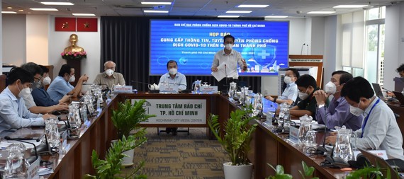 HCMC reviews one week of tighter social distancing implementation ảnh 2