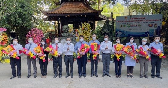 HCMC maintains post-Covid-19 healthcare for people ảnh 5