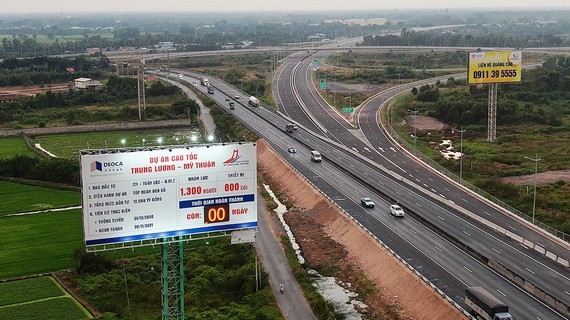 Trung Luong- My Thuan expressway to officially open to traffic on January 23 ảnh 1