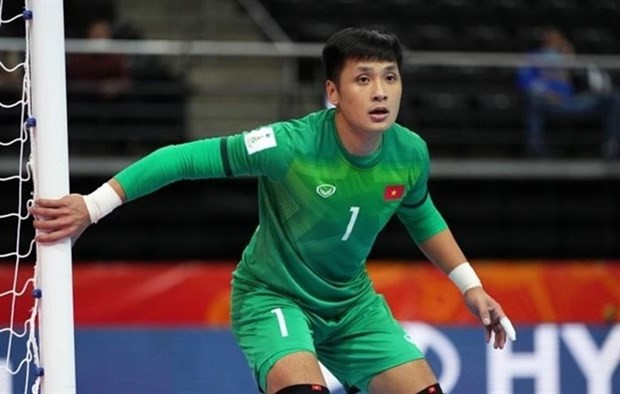 Ho Van Y named among world’s top 10 futsal goalkeepers ảnh 1