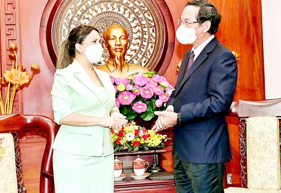 HCMC to promote cooperation relations with Cuba, Australia  ảnh 1
