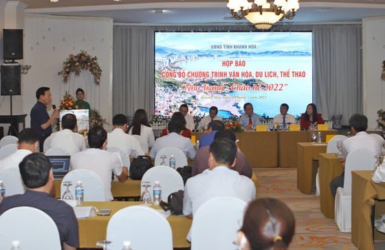 Khanh Hoa launches events featuring “Nha Trang - Hello Summer 2022” program  ảnh 1