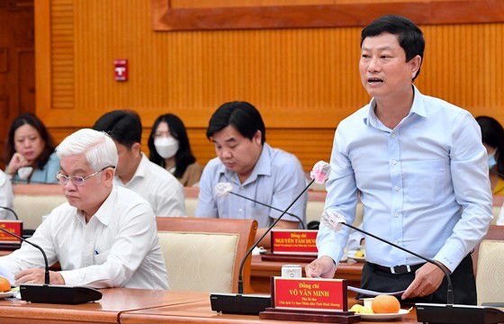 Leaders of HCMC, Binh Duong discuss transport infrastructure projects ảnh 4